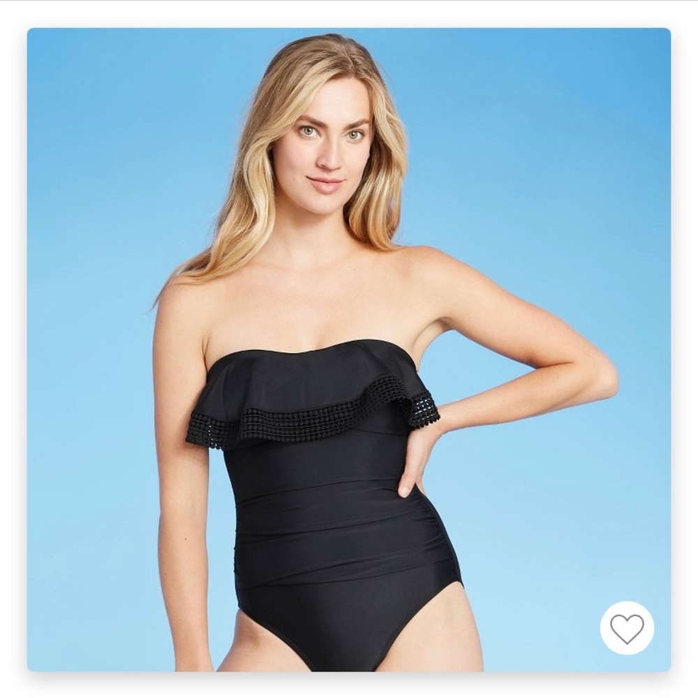 *NWT*Black one piece swimming suit - Small